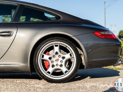 Used 2005 Porsche 911 Carrera S RWD image 32