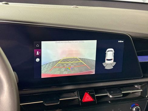 Used 2023 Kia Niro Wind w/ Wind Preserve Package FWD image 17