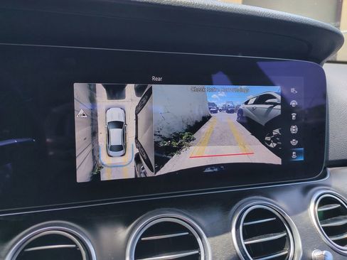 Used 2022 Mercedes-Benz E 350 Sedan image 24