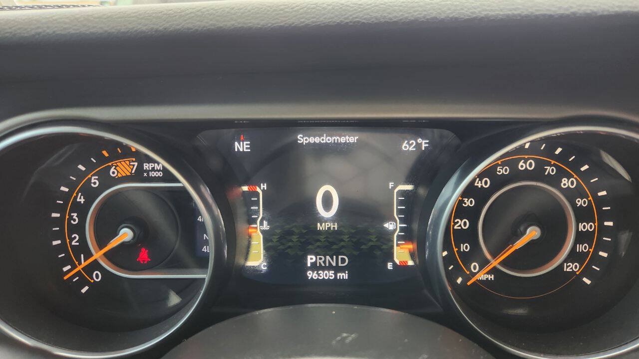 Used 2018 Jeep Wrangler Unlimited Sport S AWD/4WD image 22