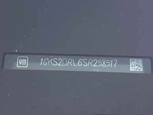 Certified 2025 GMC Yukon Denali image 17