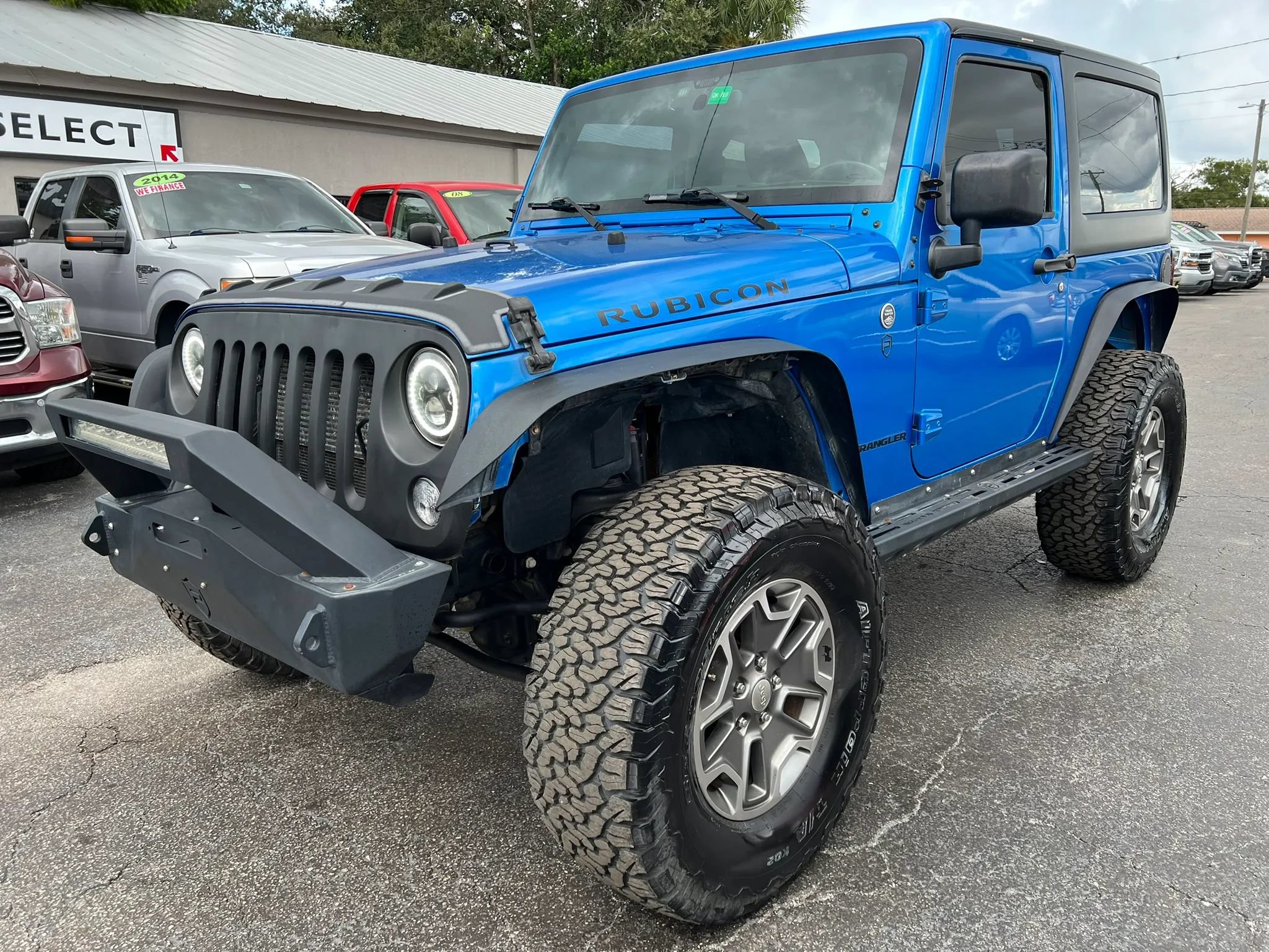 Used 2015 Jeep Wrangler Rubicon w/ Power Convenience Group AWD/4WD image 2