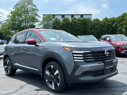 New 2025 Nissan Kicks SR w/ Interior Electronics Package