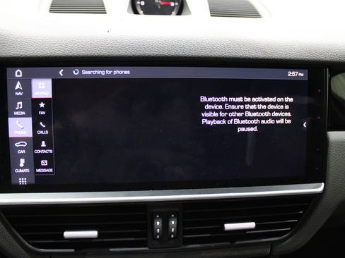 Used 2019 Porsche Cayenne image 19