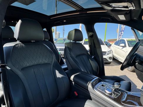 Used 2019 BMW X7 xDrive50i w/ M Sport Package image 27