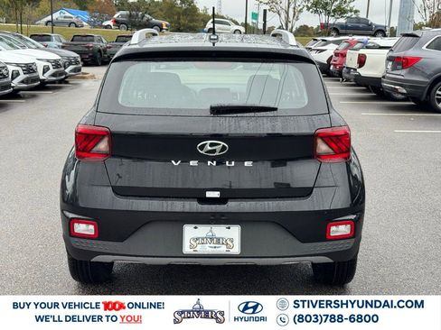New 2026 Hyundai Venue SEL image 12