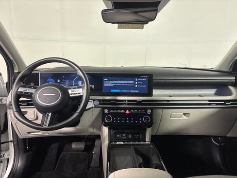 Used 2025 Hyundai Tucson Limited AWD/4WD image 33