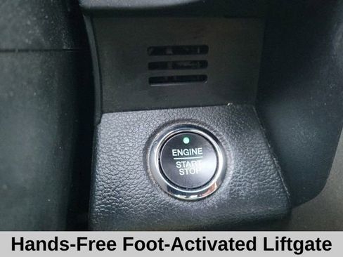 Used 2020 Ford Expedition Max XLT w/ Equipment Group 202A image 11