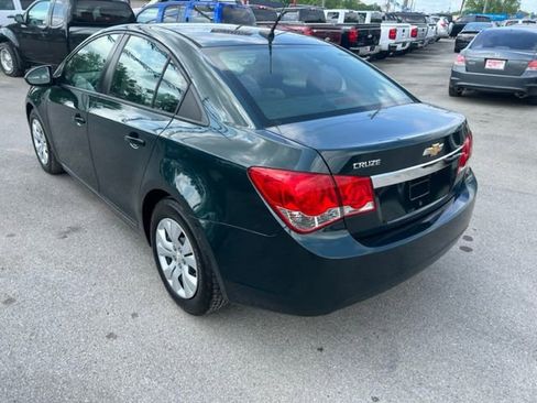 Used 2014 Chevrolet Cruze LS image 7