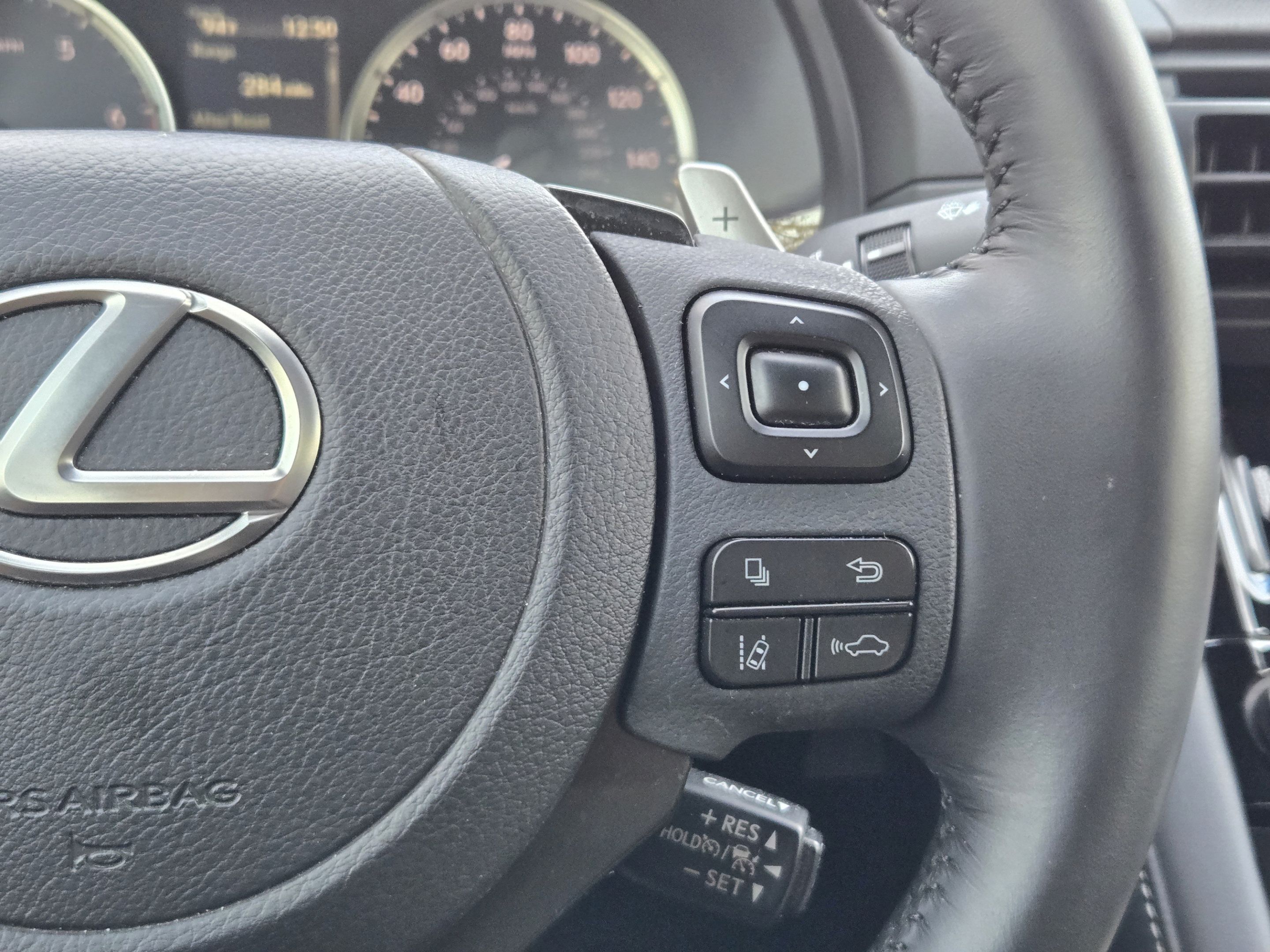 Used 2023 Lexus IS 300 w/ Premium Package RWD image 25