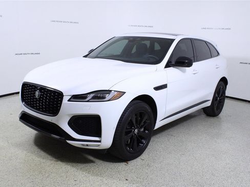 Used 2026 Jaguar F-PACE R-Dynamic S AWD/4WD image 4
