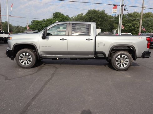 New 2025 Chevrolet Silverado 2500 Custom w/ Custom Value Package image 17