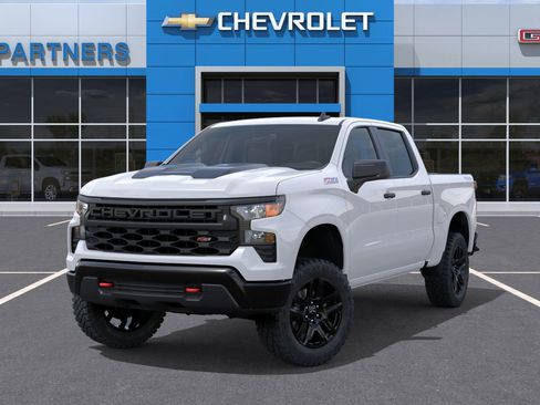 New 2026 Chevrolet Silverado 1500 Custom Trail Boss AWD/4WD image 4
