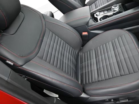 New 2026 Ford Explorer ST-Line w/ ST-Line Street Pack image 24