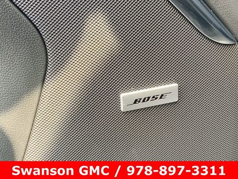 New 2025 GMC Yukon Denali w/ Denali Reserve Package image 25