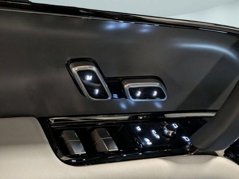 New 2026 Land Rover Range Rover Sport SE AWD/4WD image 12
