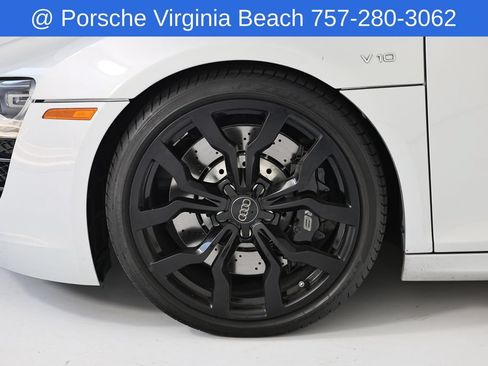 Used 2011 Audi R8 V10 AWD/4WD image 13