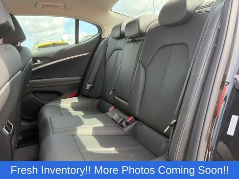 Used 2026 Genesis G70 2.5T RWD image 9