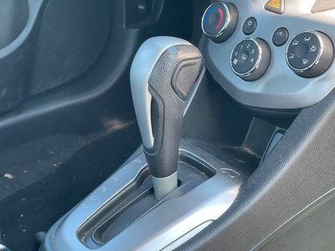 Used 2019 Chevrolet Sonic LT FWD image 7