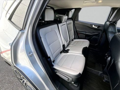 Used 2023 Ford Escape SE FWD image 26