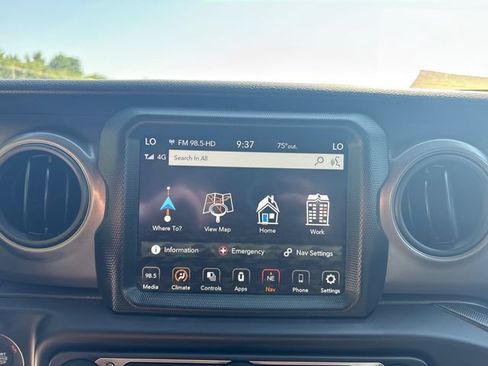 Used 2023 Jeep Wrangler Unlimited w/ 8.4" Radio Group AWD/4WD image 30