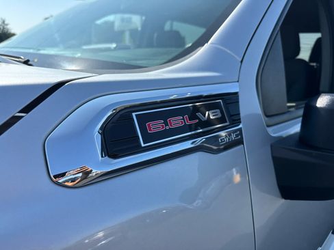 Used 2020 GMC Sierra 2500 4x4 Crew Cab w/ Convenience Package image 10