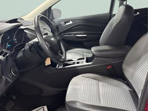 Used 2018 Ford Escape SE w/ SE Sport Appearance Package AWD/4WD image 8