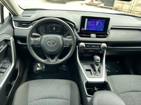 Certified 2025 Toyota RAV4 XLE FWD image 16