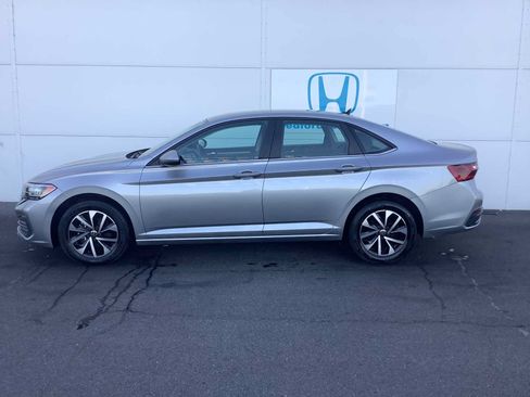 Used 2024 Volkswagen Jetta S FWD image 2