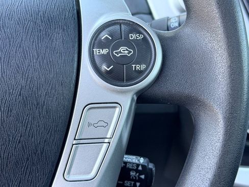 Used 2012 Toyota Prius V Five FWD image 35