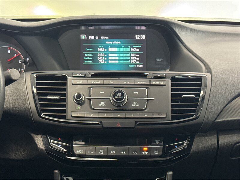 Used 2017 Honda Accord Sport image 13