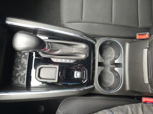 Used 2024 GMC Canyon Elevation w/ Convenience Package RWD image 23