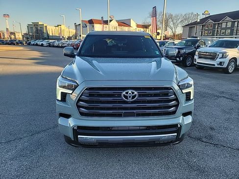 Used 2025 Toyota Sequoia 4WD image 2