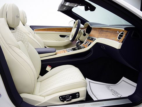 Used 2025 Bentley Continental GT Speed image 37