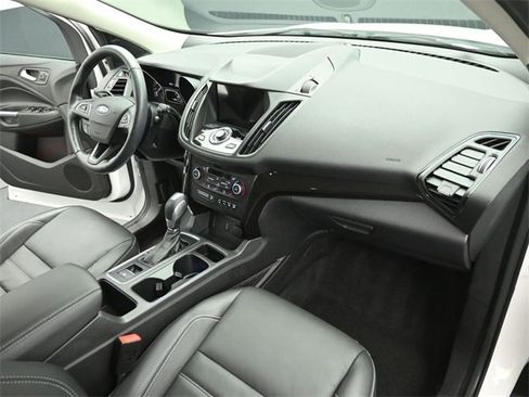 Certified 2019 Ford Escape Titanium image 29