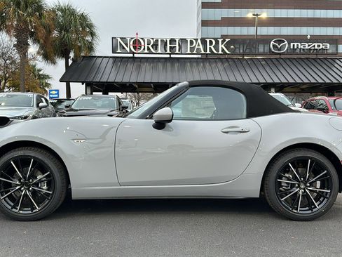 New 2025 MAZDA MX-5 Miata Grand Touring image 5