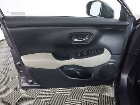 Used 2024 Honda HR-V LX image 19