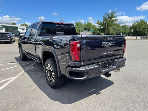 Used 2025 GMC Sierra 2500 Denali Ultimate AWD/4WD image 4