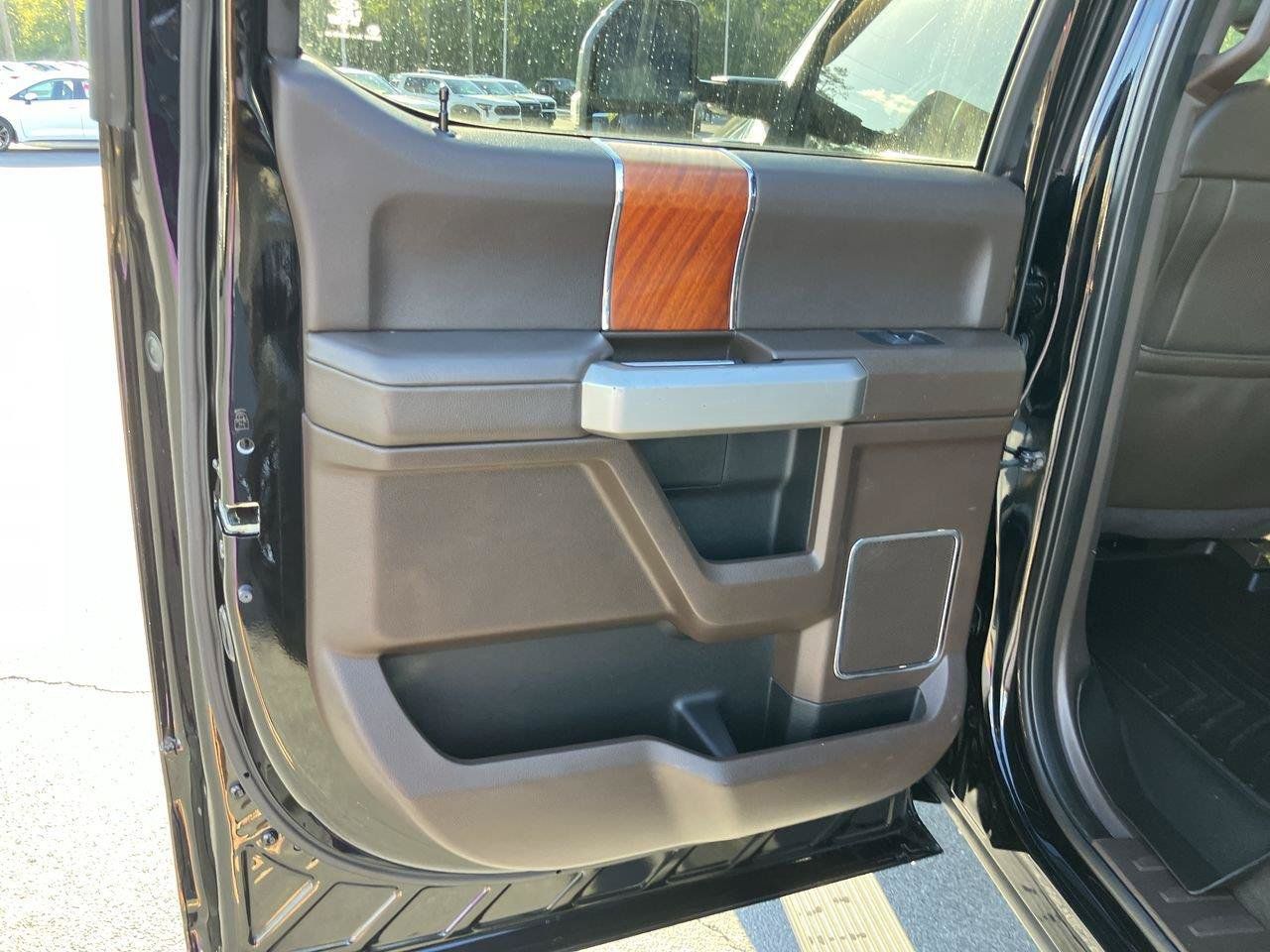 Used 2017 Ford F250 King Ranch w/ Chrome Package AWD/4WD image 24