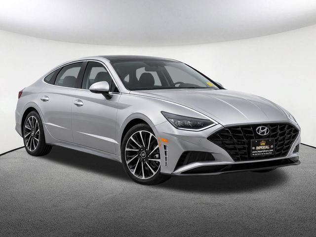 Used 2023 Hyundai Sonata Limited FWD image 2