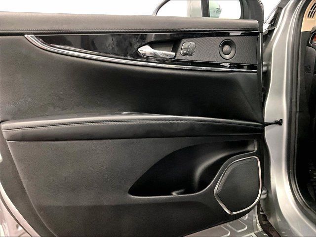 Used 2021 Lincoln Nautilus Reserve w/ Equipment Group 201A AWD/4WD image 22