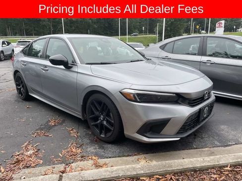 Used 2022 Honda Civic Sport image 11