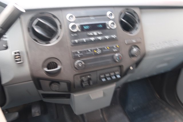 Used 2016 Ford F350 XL w/ Power Equipment Group RWD image 9