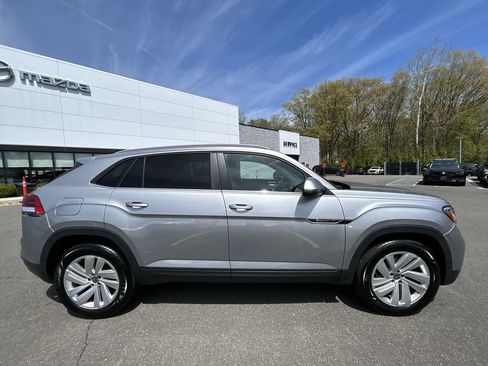 Used 2020 Volkswagen Atlas Cross Sport SE w/ Panoramic Sunroof Package AWD/4WD image 9