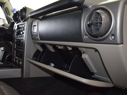 Used 2003 HUMMER H2 w/ Preferred Equipment Group AWD/4WD image 46