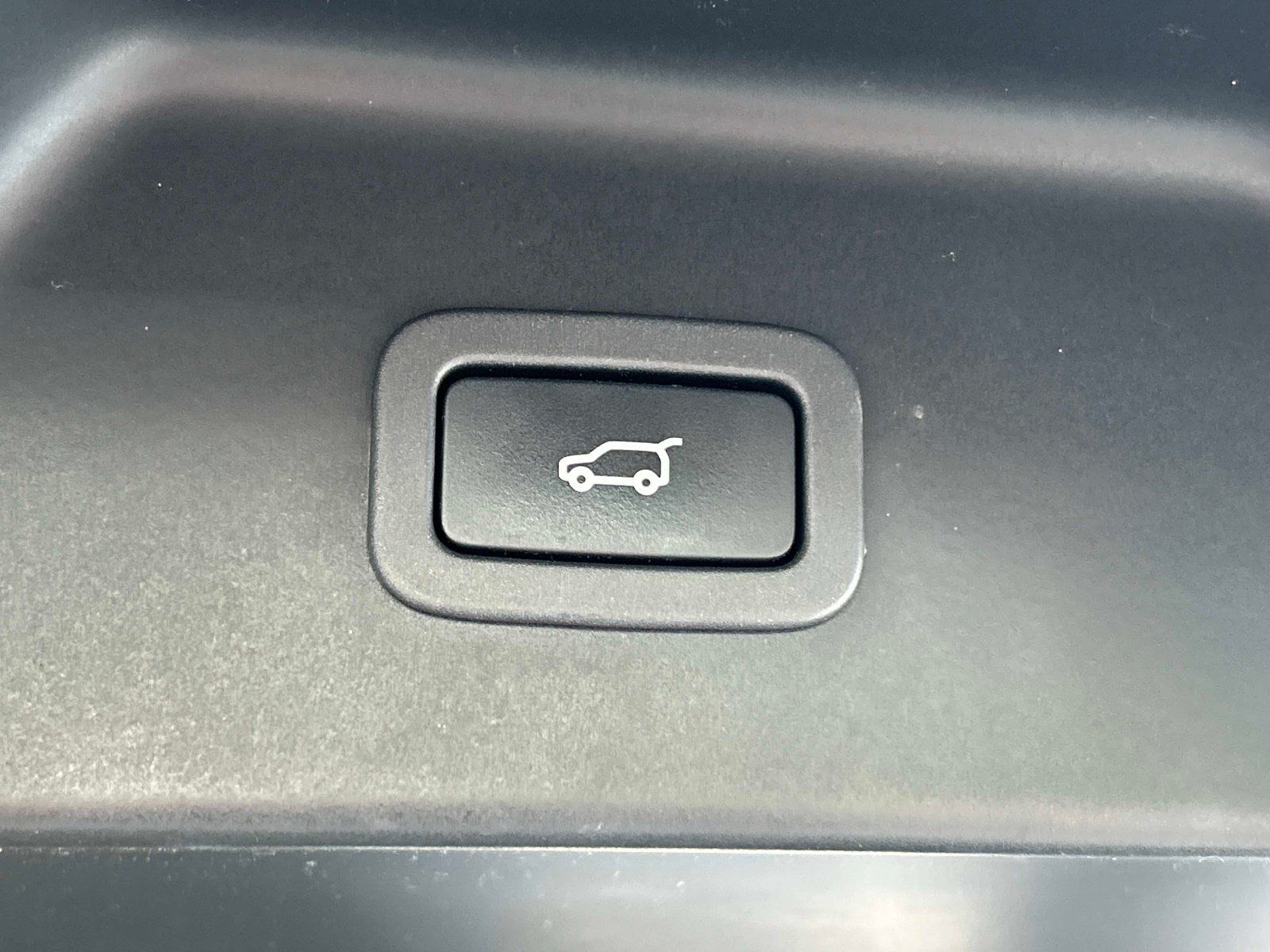 Used 2017 Land Rover Range Rover HSE AWD/4WD image 13