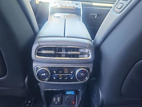 Used 2023 Genesis GV80 3.5T w/ Prestige Package AWD/4WD image 33
