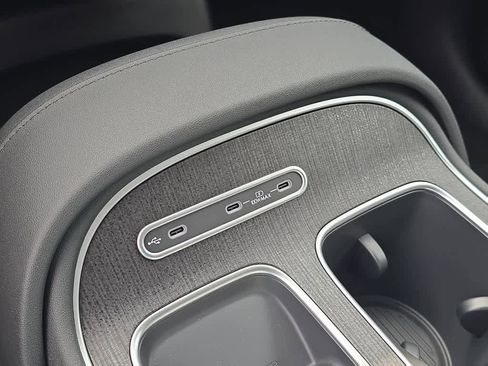 New 2026 Hyundai Palisade Limited FWD image 33