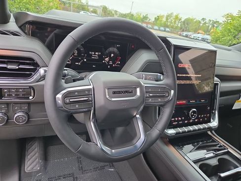 New 2026 GMC Yukon XL Denali image 18