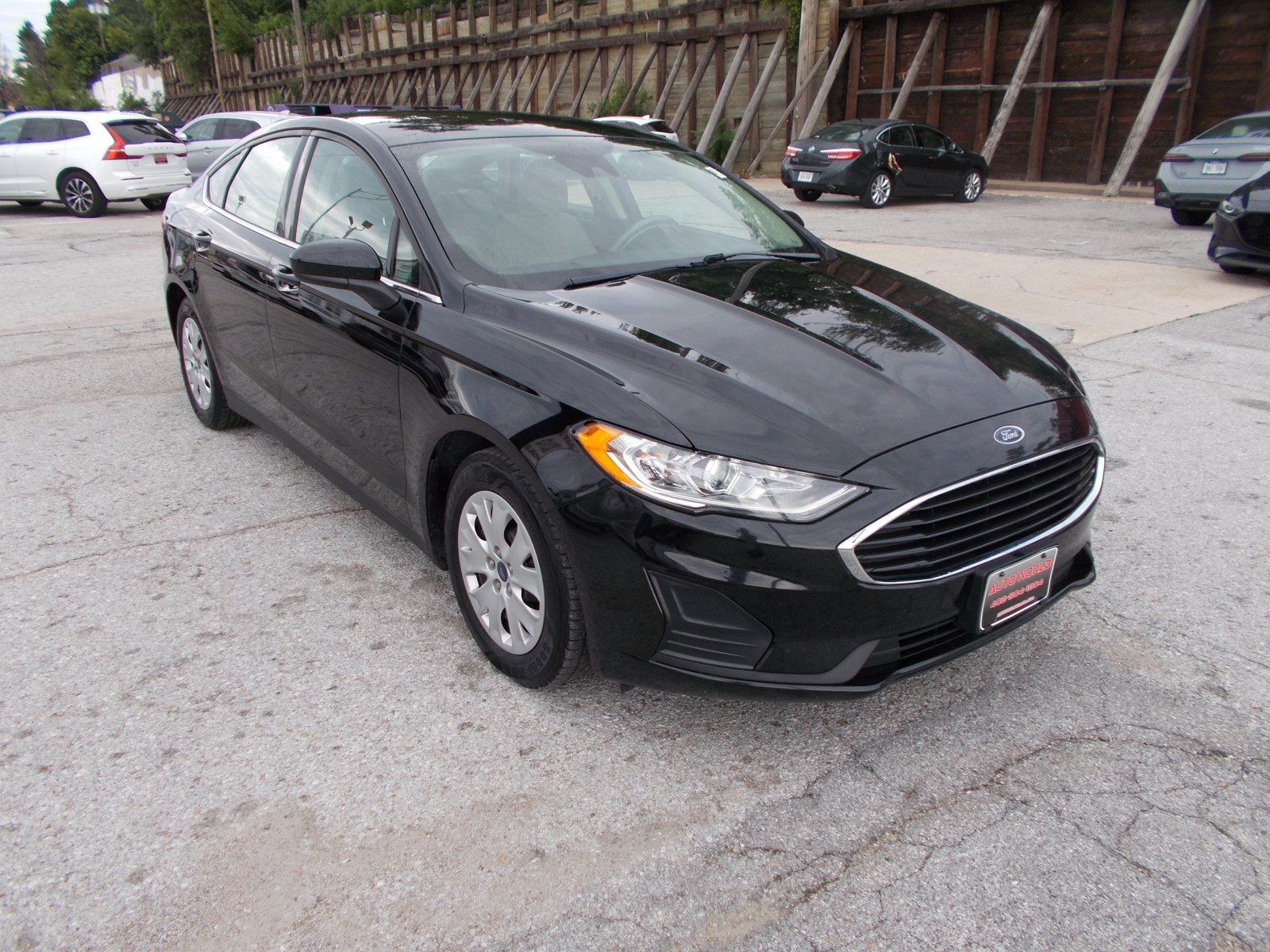 Used 2020 Ford Fusion S FWD image 3